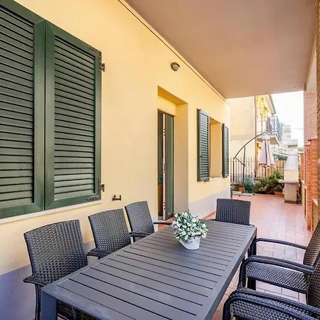 Casa Kurama Follonica